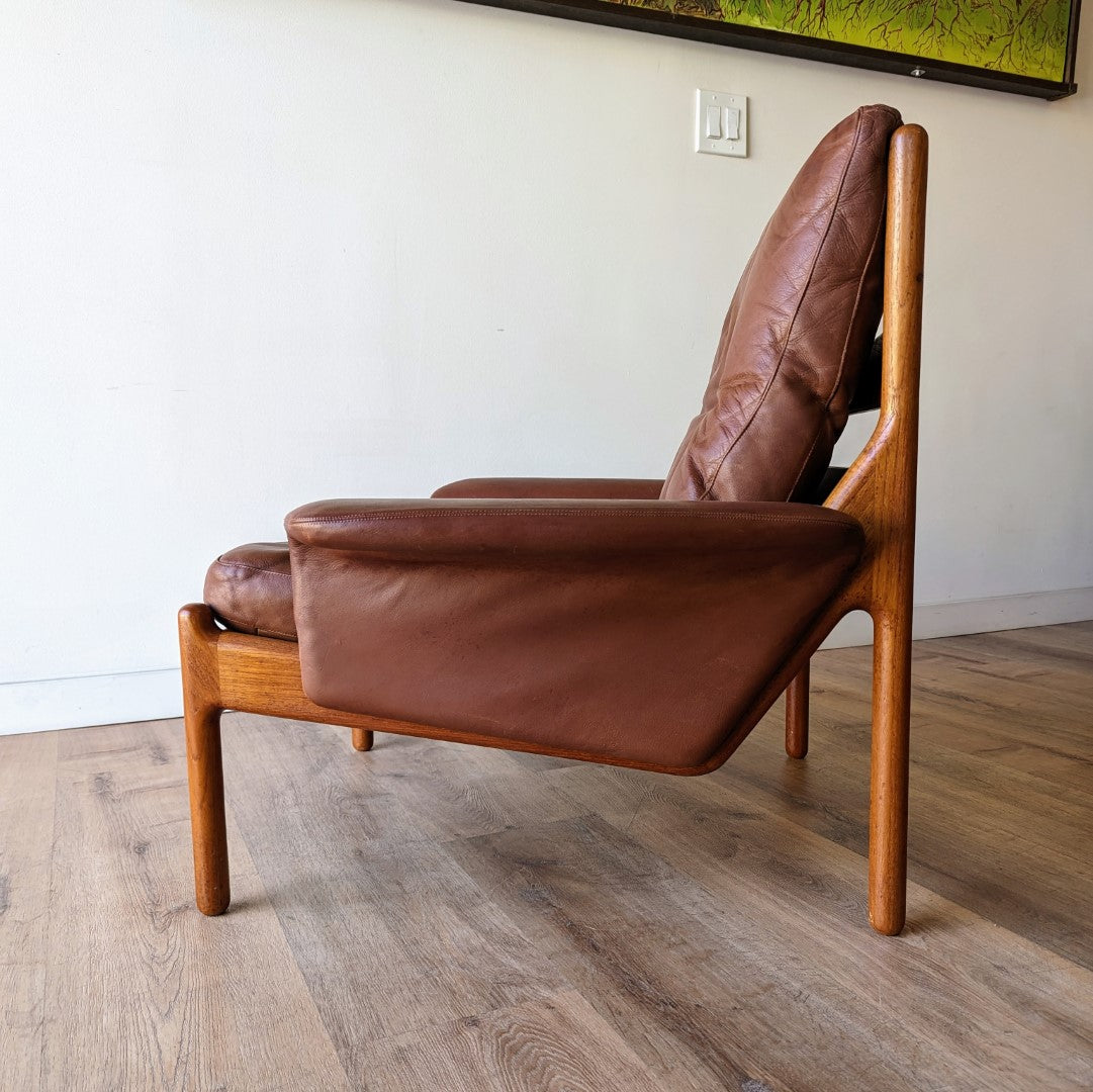 Illum Wikkelso Venus Chair