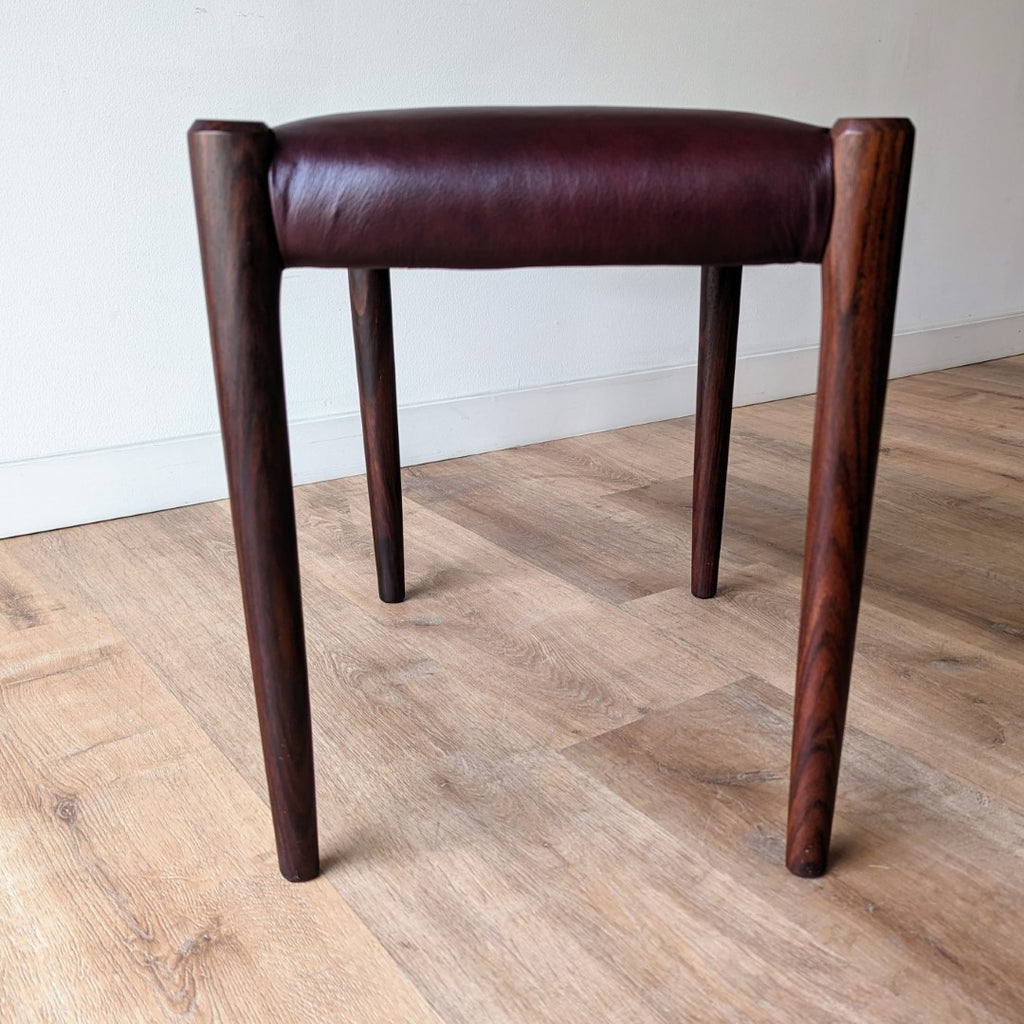 Moller stool 2024