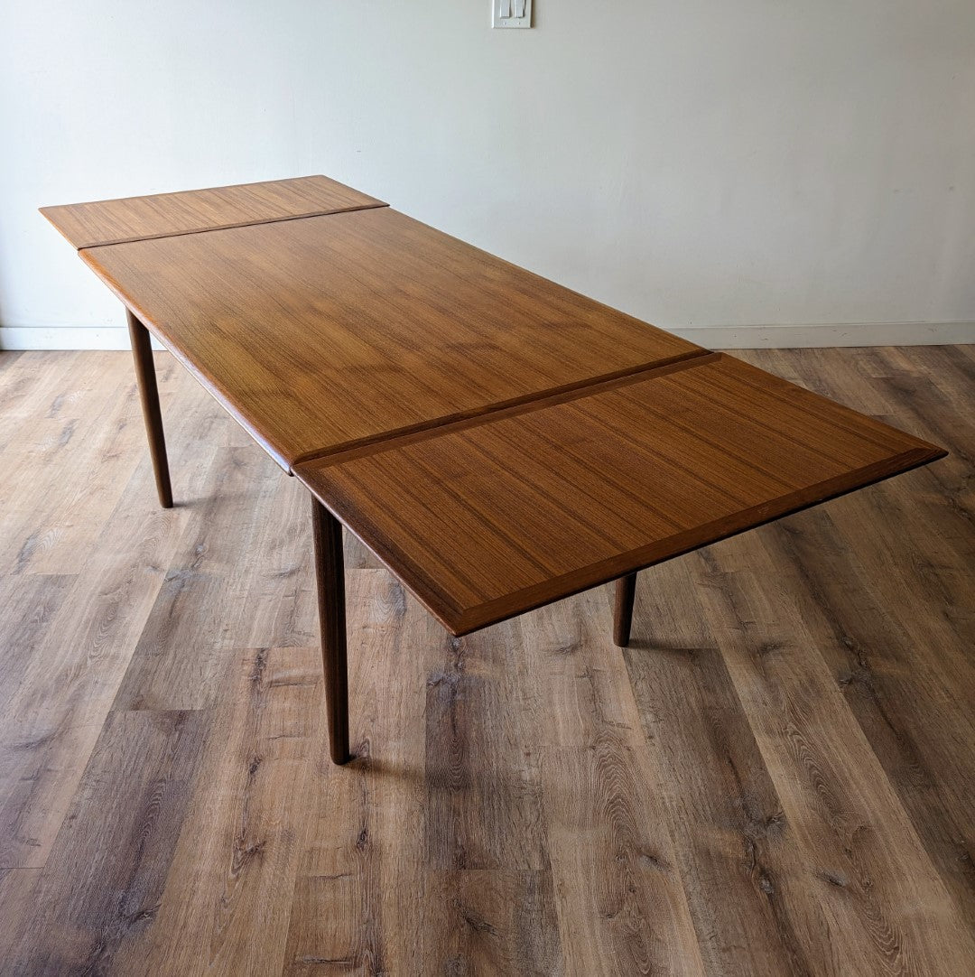 Danish Modern Draw Leaf Dining Table