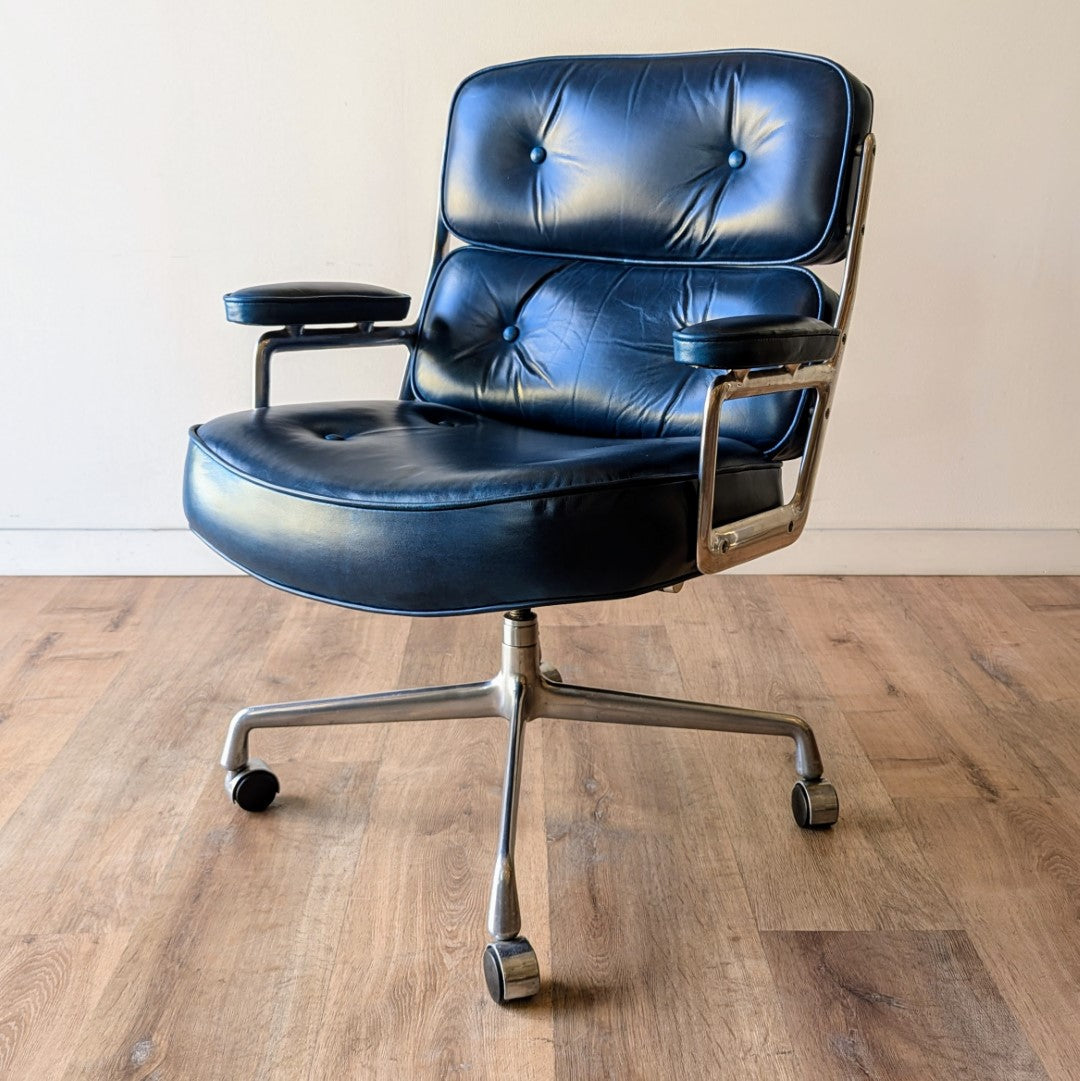 Eames Time Life Desk Chair