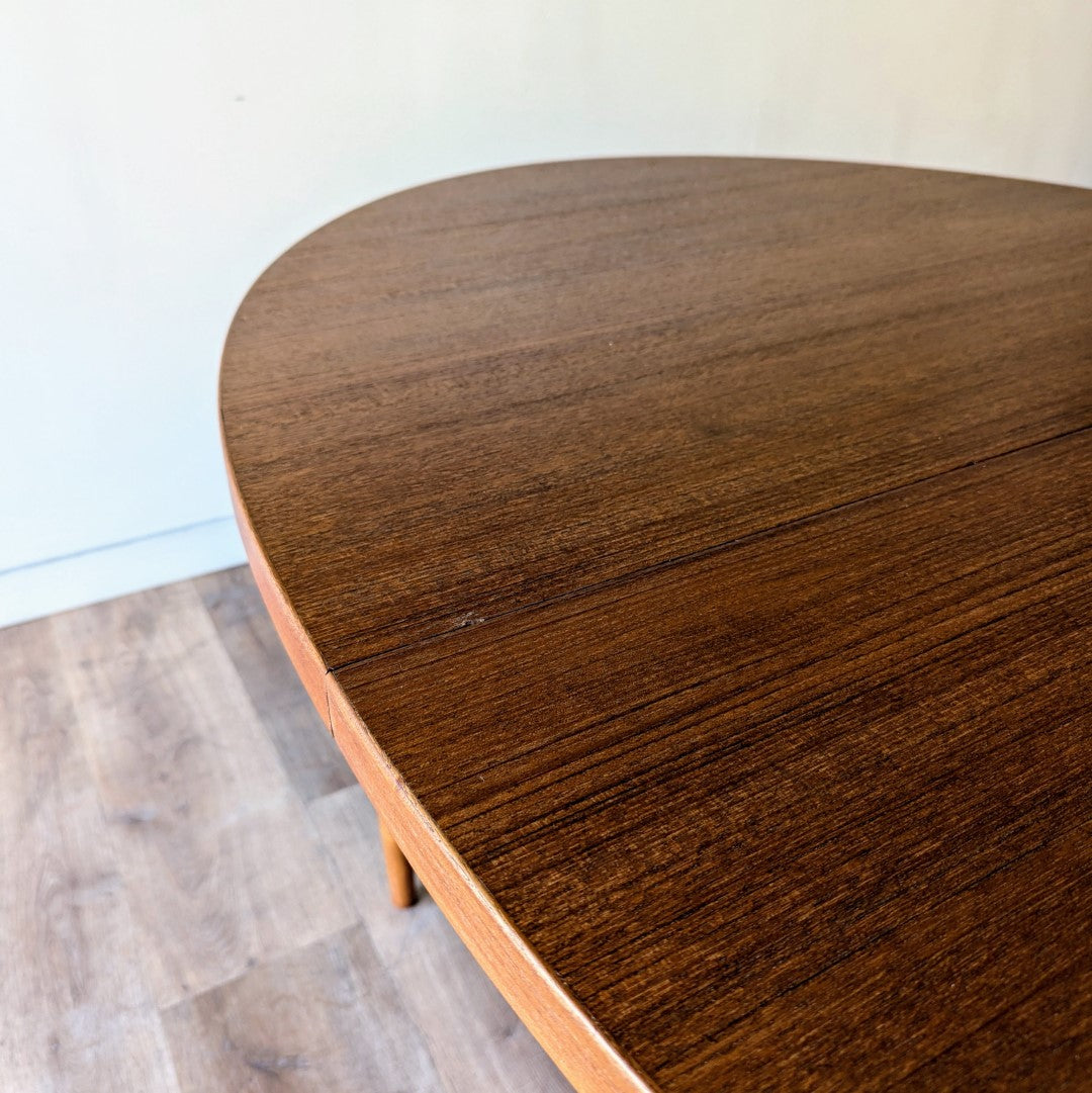 Fornem Mobelkunst Dining Table