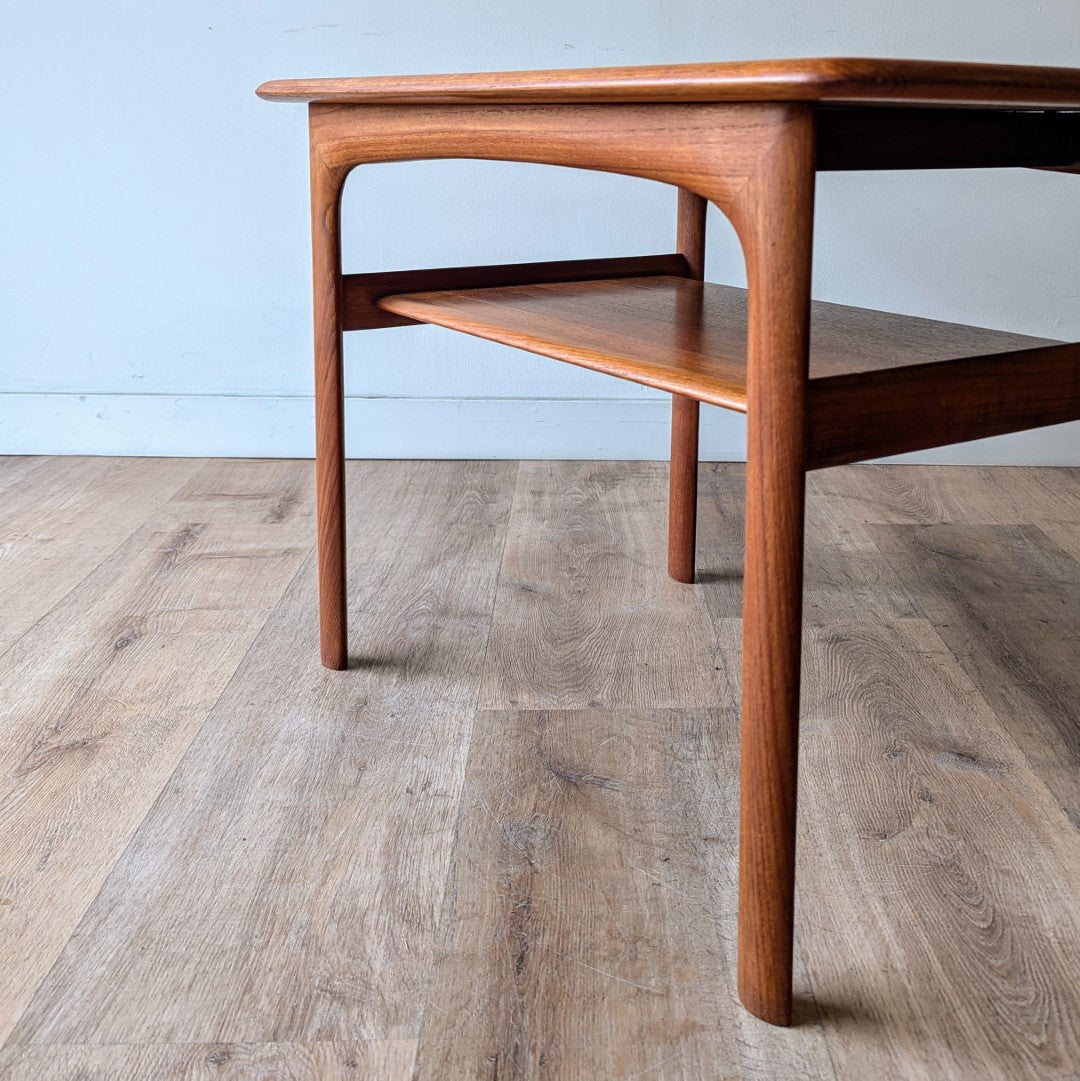 Rasmus Solberg Side Table