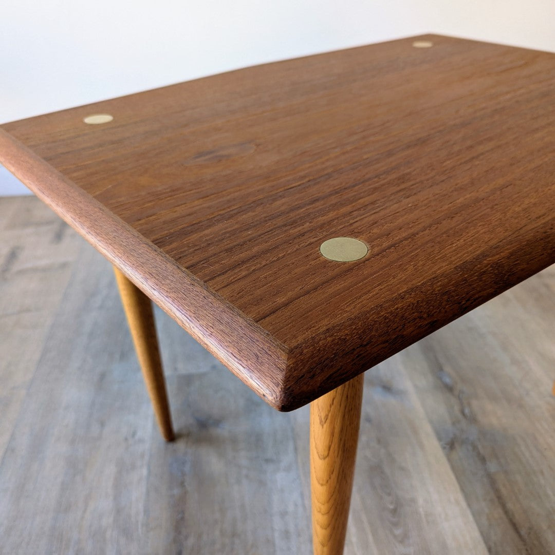 DUX Side Table